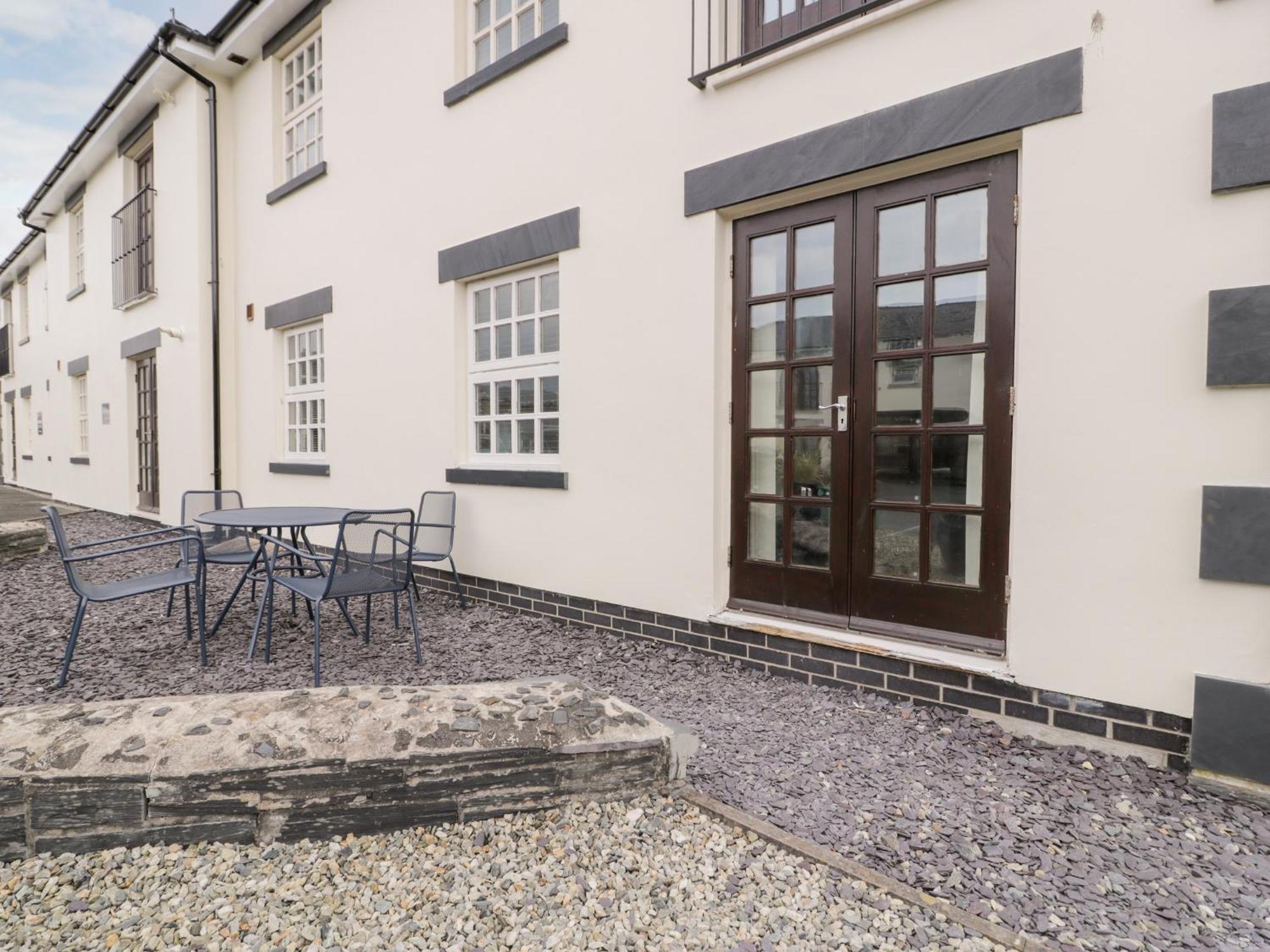 Whistle Stop Apartment Porthmadog Exterior foto